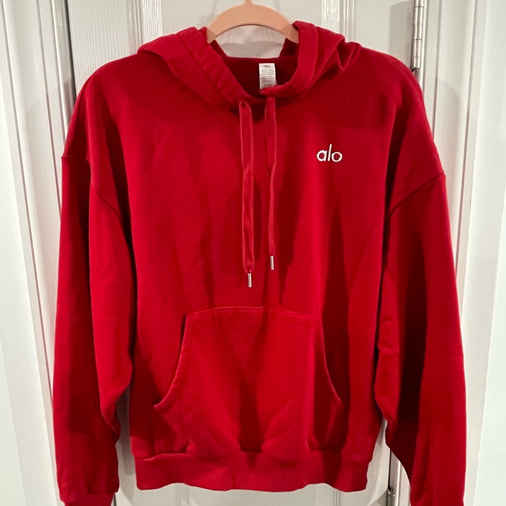 ALO Yoga Women’s Vibrant Red Hoodie - Accolade Line